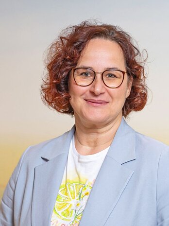 Portrait  Bettina Schmidt